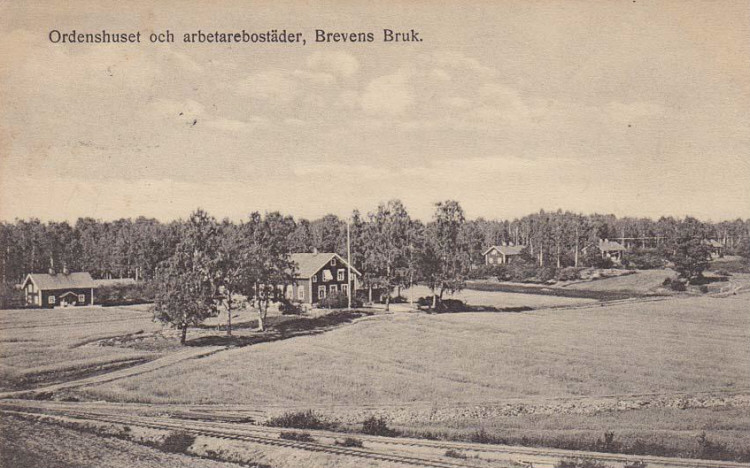Brevens Bruk Ordenshuset och Arbetarebostäder 1918