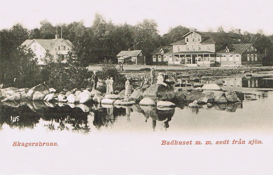 Kristinehamn, Skagersbrunn, Badhuset mm sedt från sjön 1903