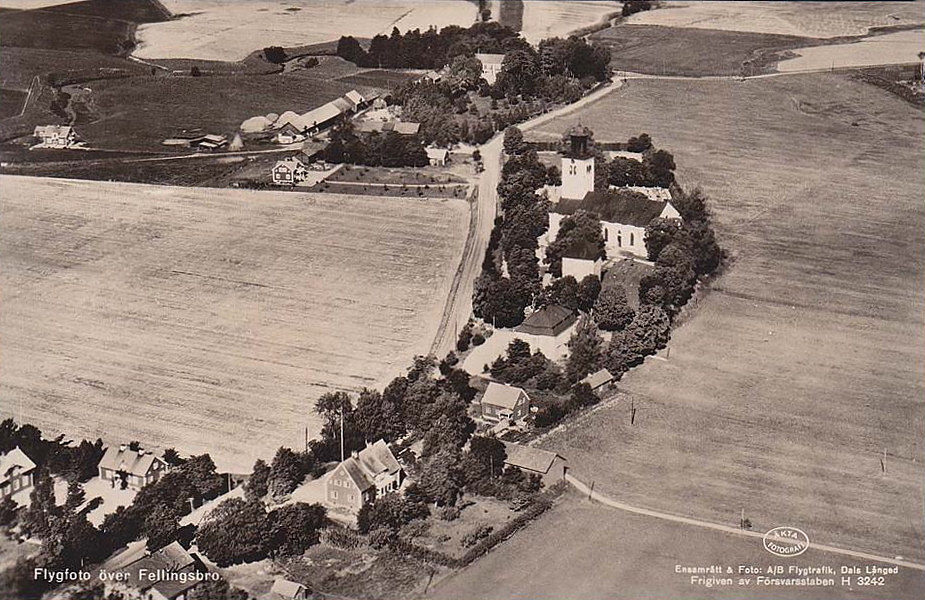 Flygfoto över Felllingsbro 1946