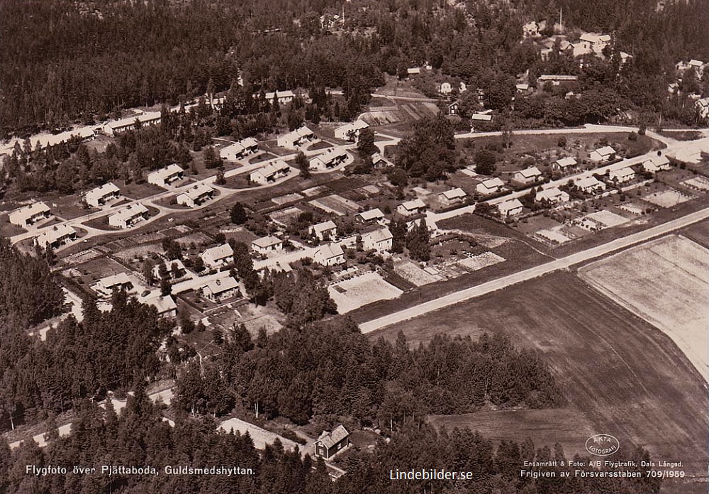 Flygfoto över Pjättaboda, Guldsmedshyttan 1959