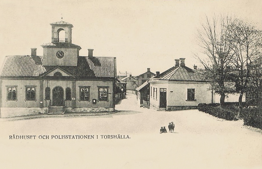 Eskilstuna, Rådhuset och Polisstationen i Torshälla