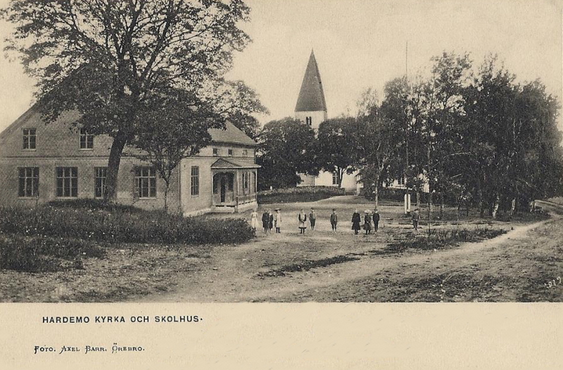 Kumla, Hardemo Kyrka och Skolhus 1908