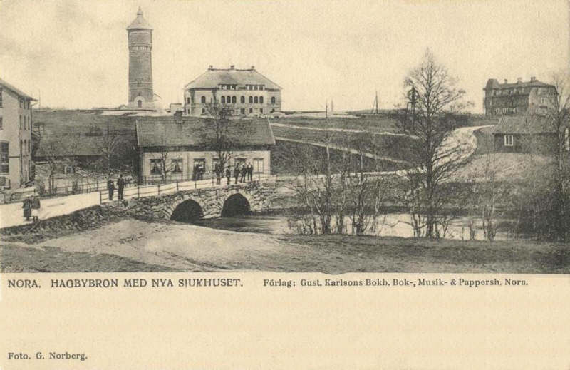 Nora Hagbybron med nya Sjukhuset 1906