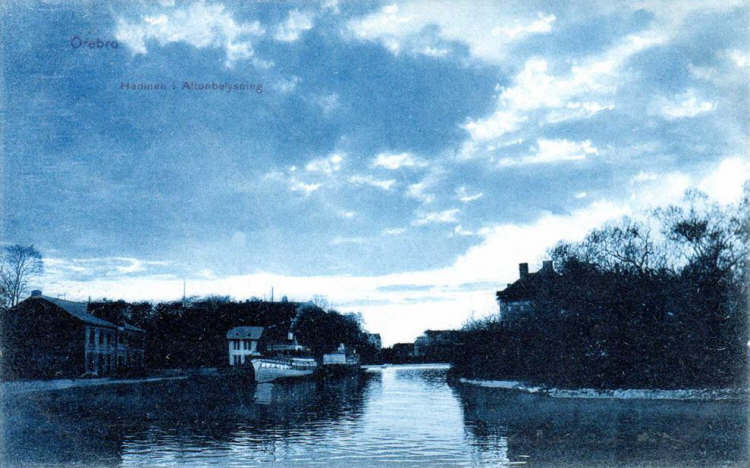 Örebro Hamnen i Aftonbelysning 1907