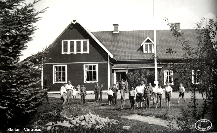 Vintrosa, Via Skolan 1938