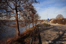 Örebrovägen möter Lindesjön