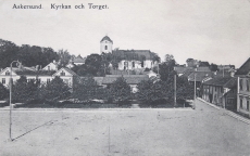 Askersund, Kyrkan och Torget