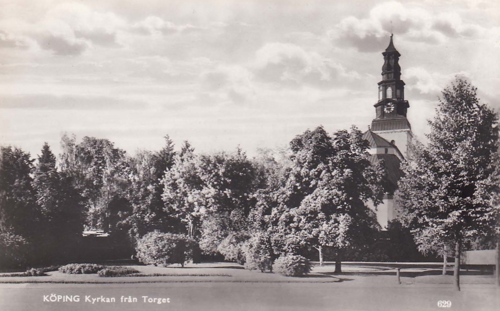 Köping, Kyrkan från Torget