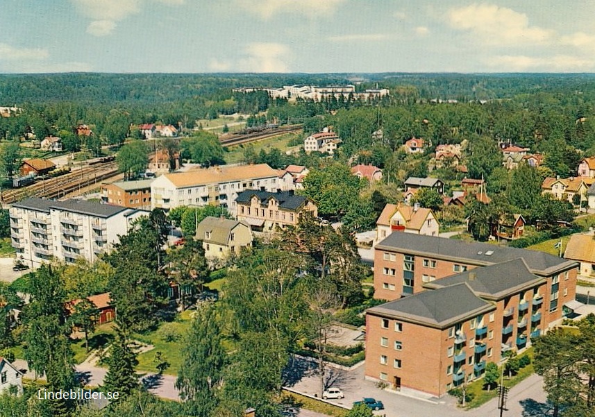 Södertälje, Järna Centrum med Norrtuna i Bakgrunden