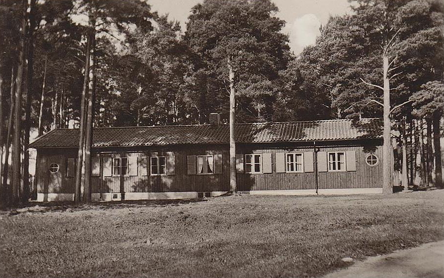 Östertälje, Lägerstugan, Bibelinstitutet 1942