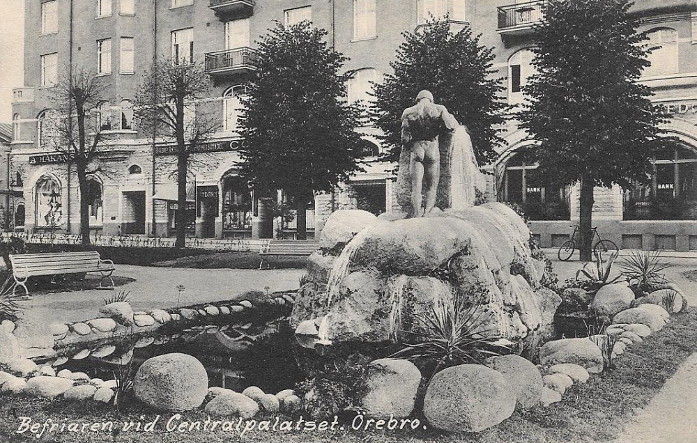 Befriaren vid Centralpalatset, Örebro 1916