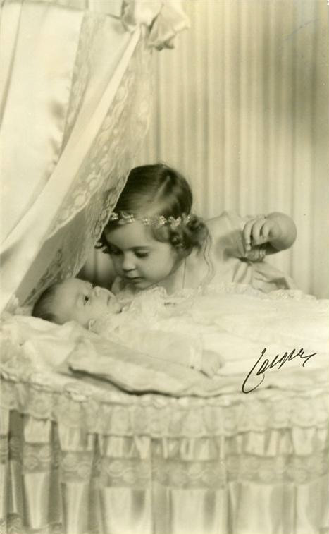 Birgitta och Margaretha 1937