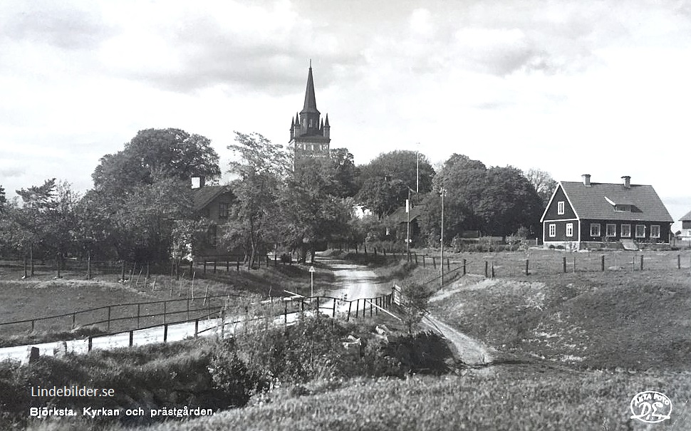 Björksta, Kyrkan och Prästgården 1942