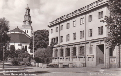 Köping, Kyrkan och Sparbanken 1949