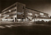 Kristinehamn, Wermlandsbanken, Domus, Kvällsbild