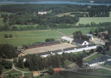 Hallstahammar, Strömsholm, Slottet och Ridskolan