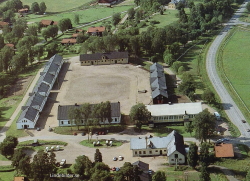Hallstahammar, Strömsholm, Ridskolan