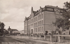 Södertälje, Esplanaden med Rosenborgs Folkskola