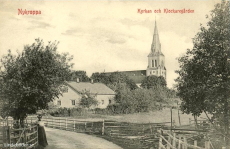 Nykroppa, Kyrkan och Klockaregården