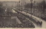 Studenternas uppmarsch till kungliga slottet 1914