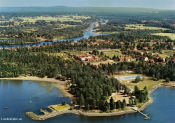 Flygbild över Bad och Campingplatsen samt nya Simbadet 1972