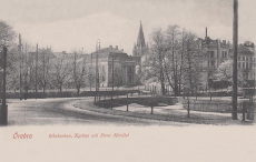 Örebro, Riksbanken, Kyrkan och Stora Hotellet 1902