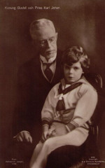 Kung Gustaf VI Adolf med sin son Prins Karl Johan 1922