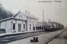 Järnvägsstationen. Vedevåg 1901