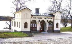 Lindesberg, Turistbyrå och Cafe Oscar